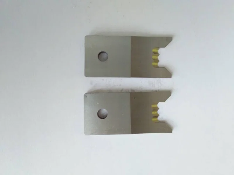 Μηχανή απογύμνωσης ομοαξονικού σύρματος για περιστρεφόμενες λεπίδες