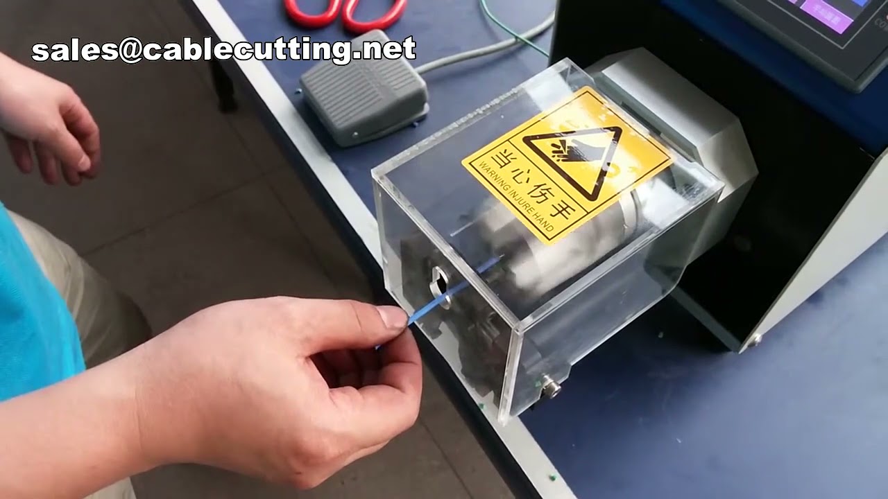 Cable stripping machine