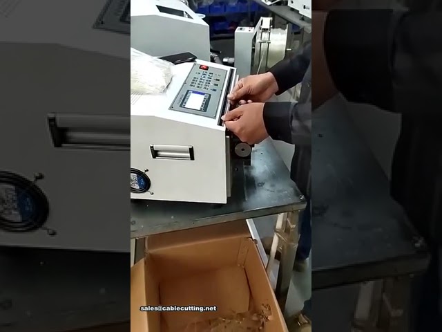 Automatic Computer Stripping Machine With Transmission Belt Cutting Machine Electronic Sheathing Mac