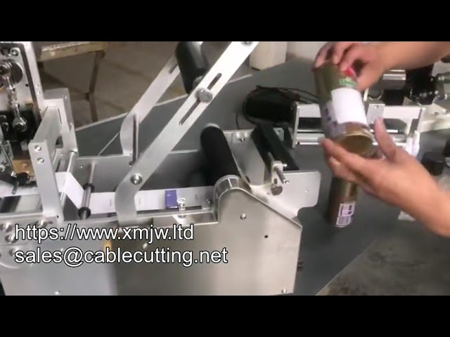 Χειροκίνητη Μηχανή Ετικετοποίησης για Στρογγυλά Μπουκάλια – Ακριβής & Οικονομική Λύση