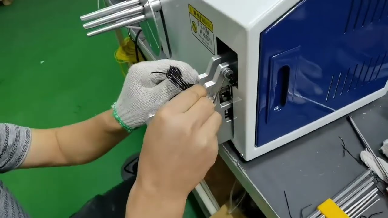 Πραγματικό βίντεο 3D Εκτύπωσης: Περιτύλιξη & Δέσιμο Σύρματος σε Δράση